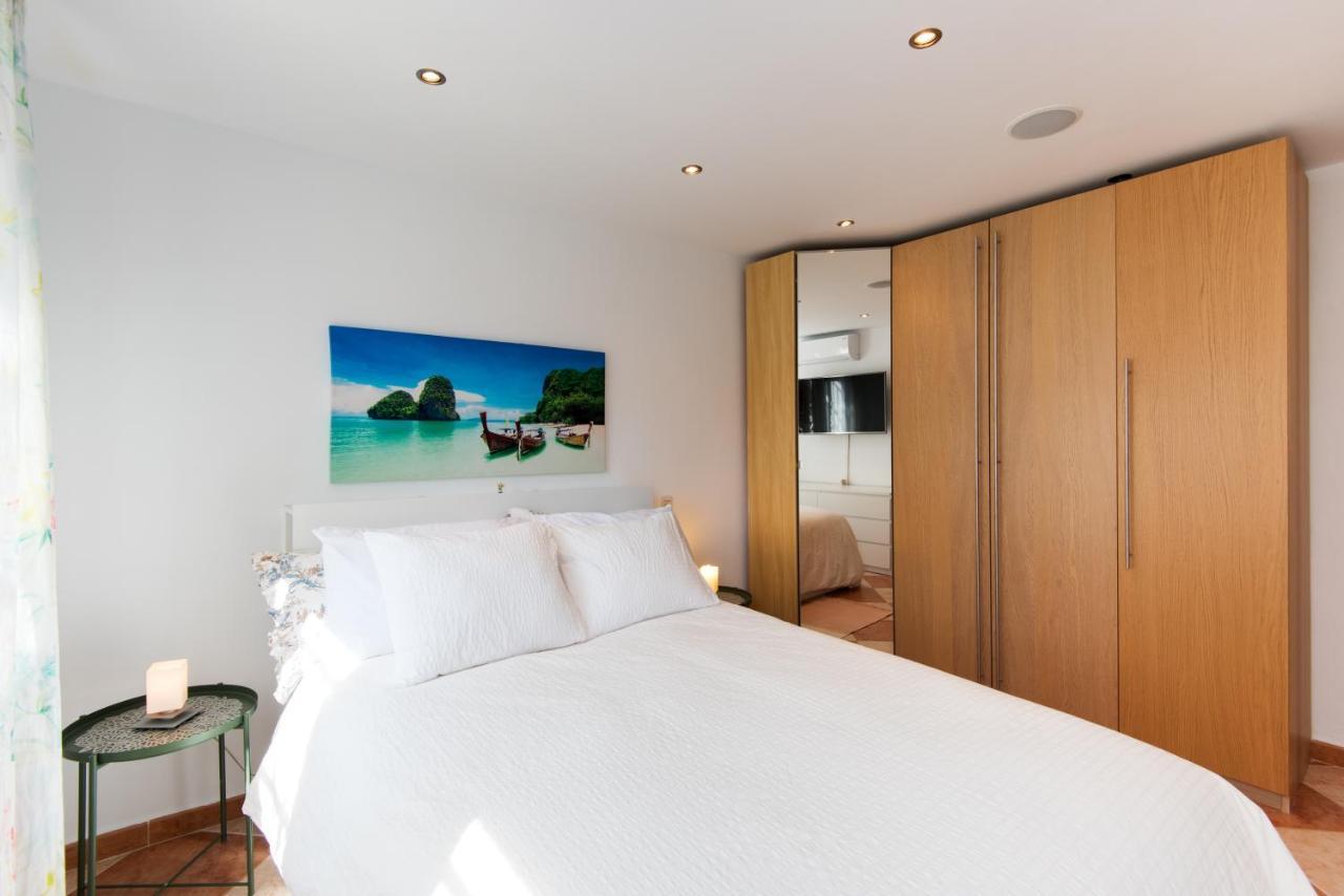 Villa Palm Beach Marina Benalmadena 3 Min Walking From The Sea Εξωτερικό φωτογραφία