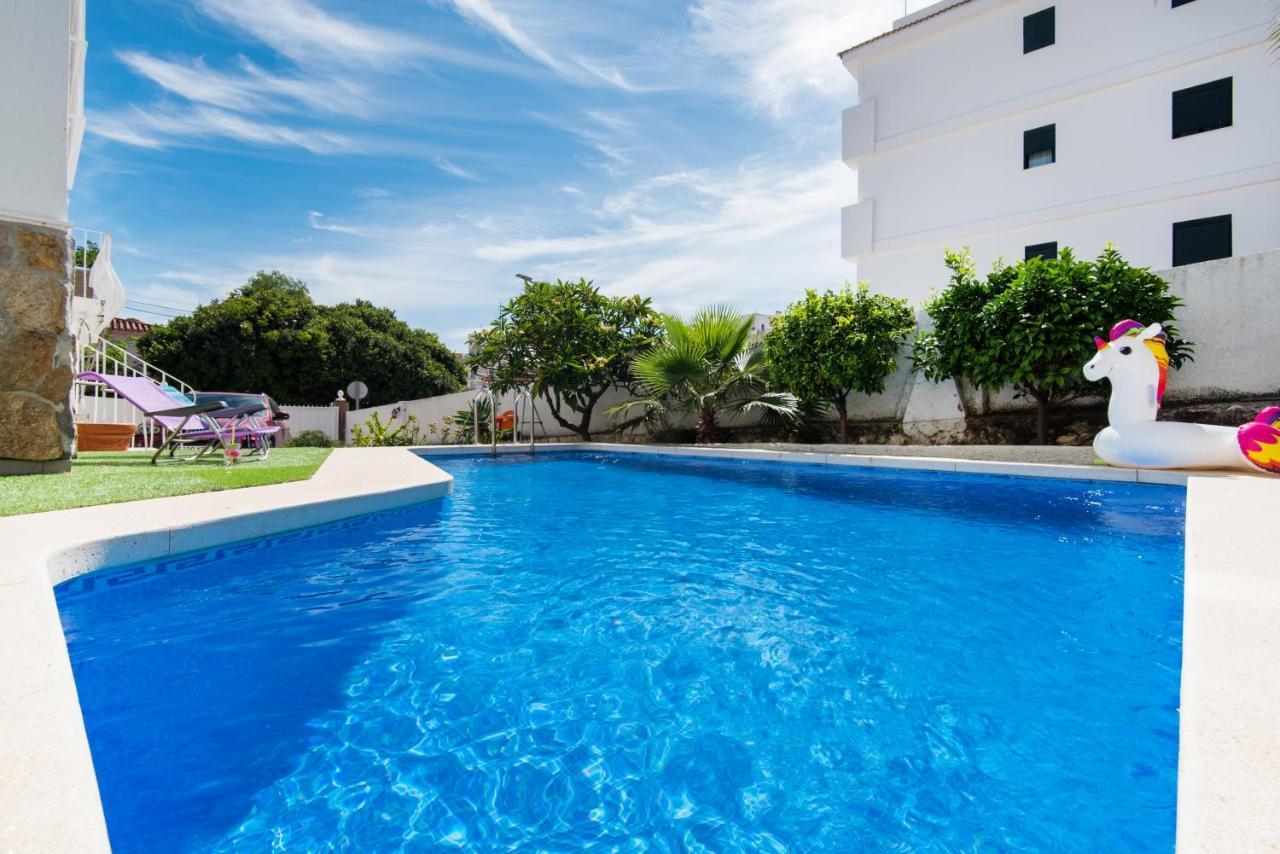 Villa Palm Beach Marina Benalmadena 3 Min Walking From The Sea Εξωτερικό φωτογραφία